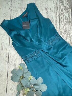 ST. JOHN Tanzanite Sleeveless Beaded Dress